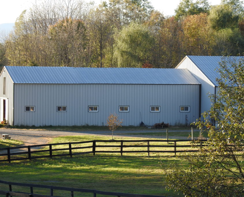 Photo of barn at Trinity Equestrian Center